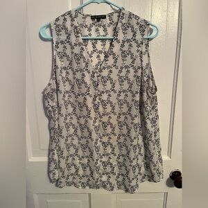 Adrianna Papell Black and White Patterned Blouse